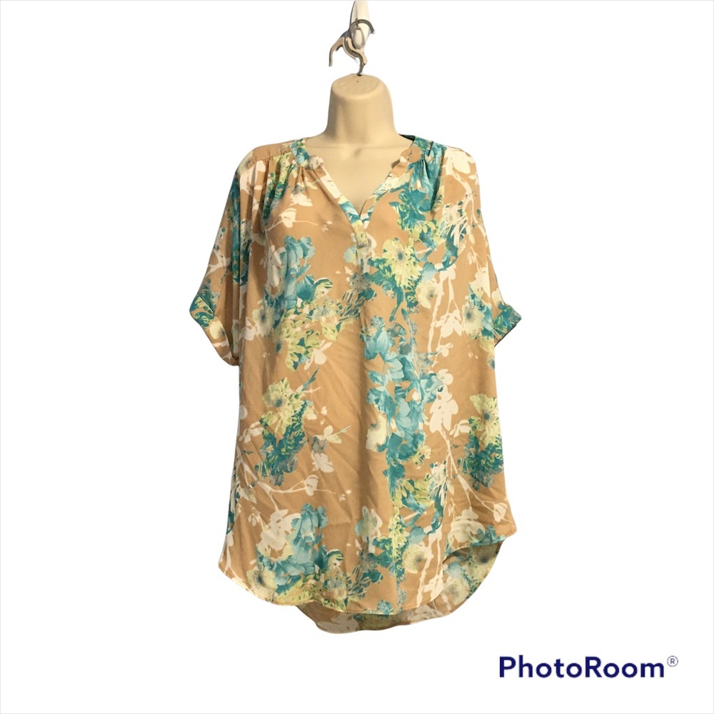 Worthington Floral Top